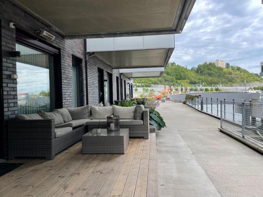 Oceanfront Apartment - Oslo Central - Private Patio Exterior photo